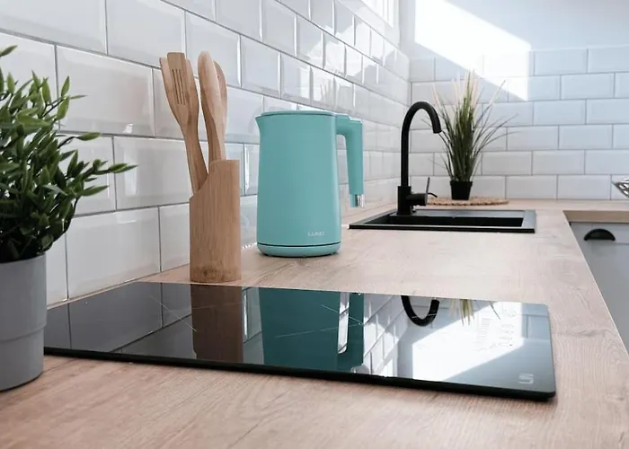 A Tranquil Attic Retreat Near Old Town *