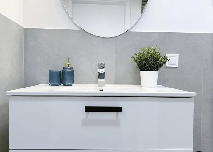 A Tranquil Attic Retreat Near Old Town